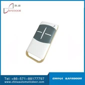 Y Math Newydd o Reoli o Bell Gwrth-ddŵr